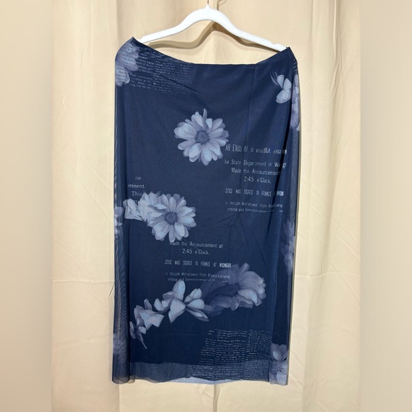 🔥NWT Desigual Newspaper Skirt - Picture 2 of 12